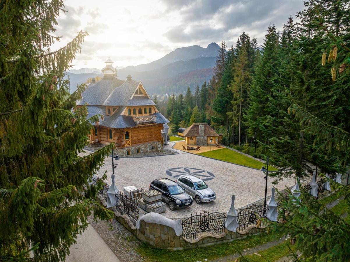 Rich Witch Villa&Spa Косцелиско Экстерьер фото