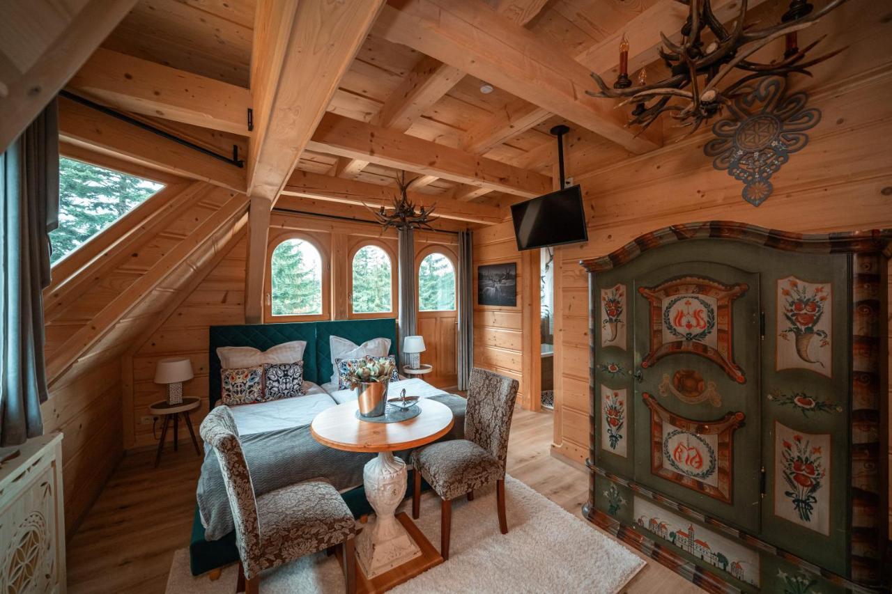 Rich Witch Villa&Spa Косцелиско Экстерьер фото