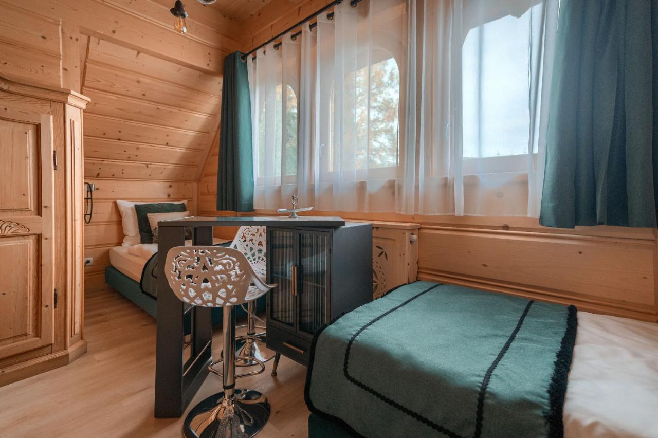 Rich Witch Villa&Spa Косцелиско Экстерьер фото