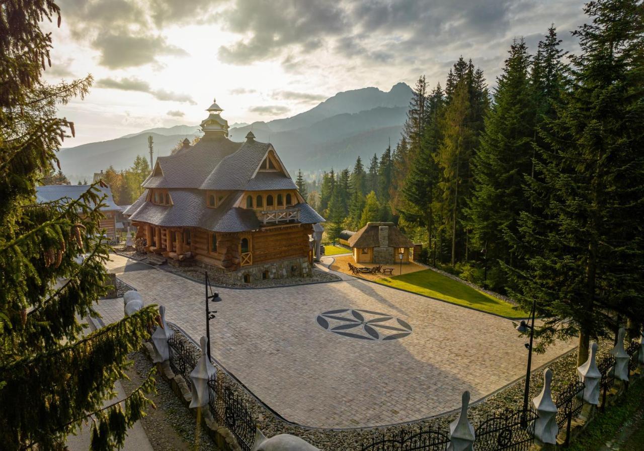 Rich Witch Villa&Spa Косцелиско Экстерьер фото